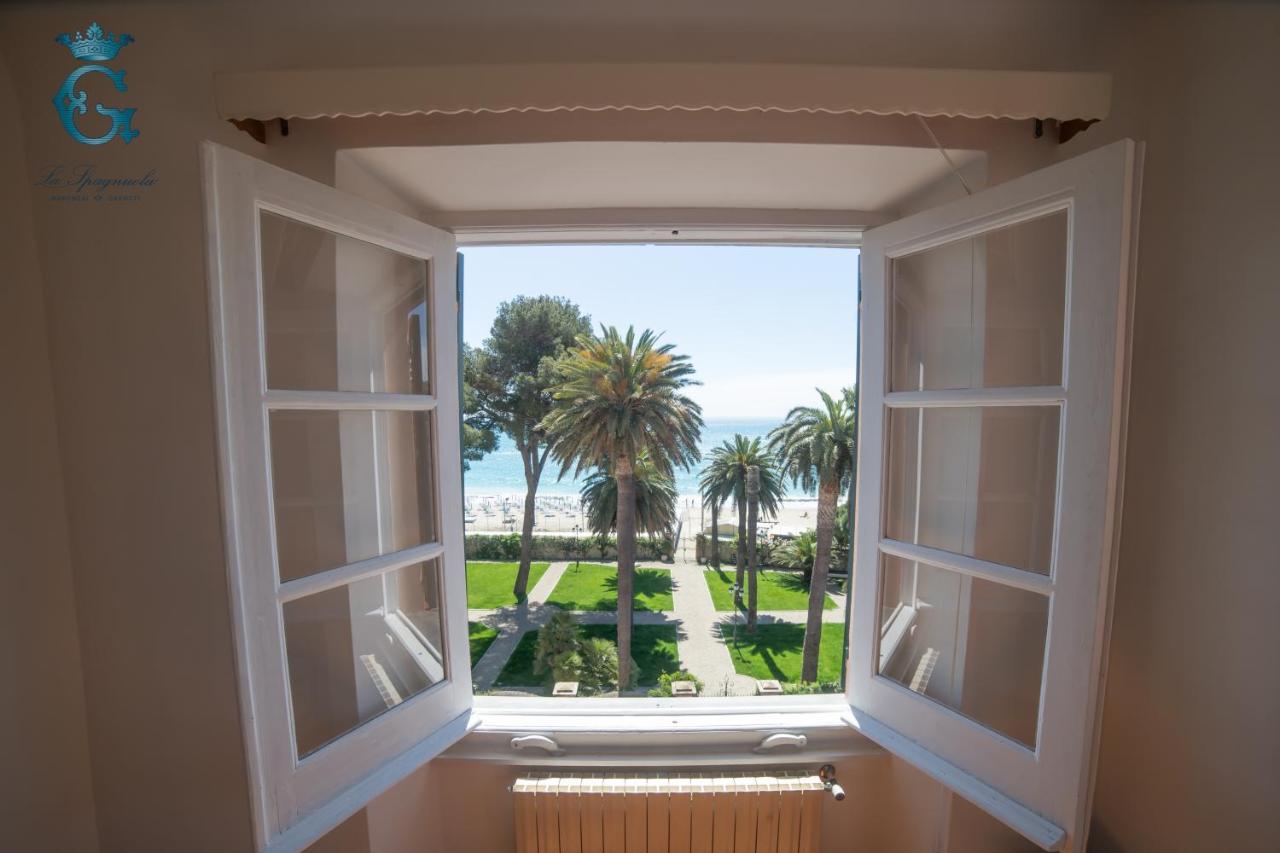 La Spagnuola - Villa Cinquecentesca Sul Mare Con Parco Privato 사보나 외부 사진