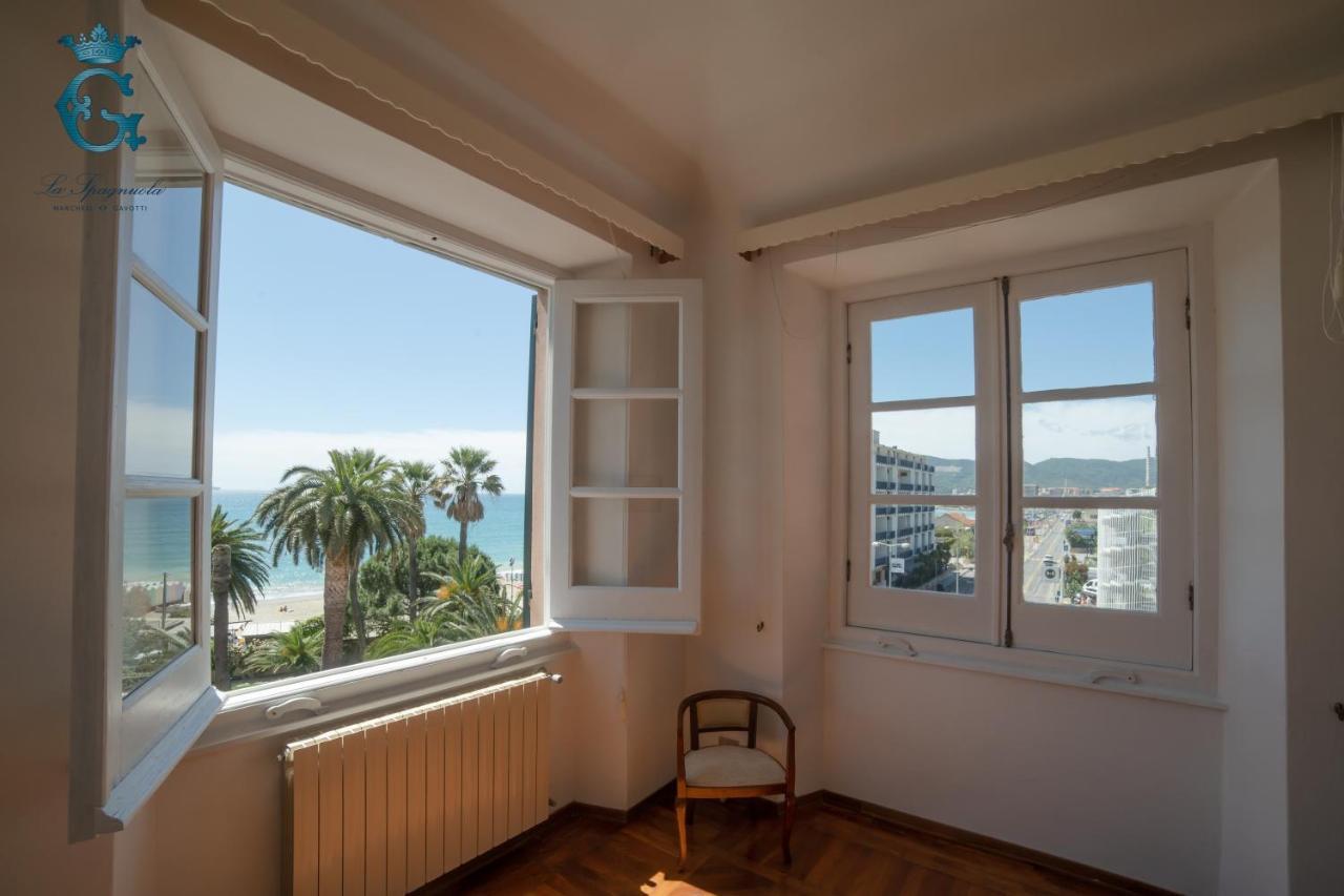 La Spagnuola - Villa Cinquecentesca Sul Mare Con Parco Privato 사보나 외부 사진