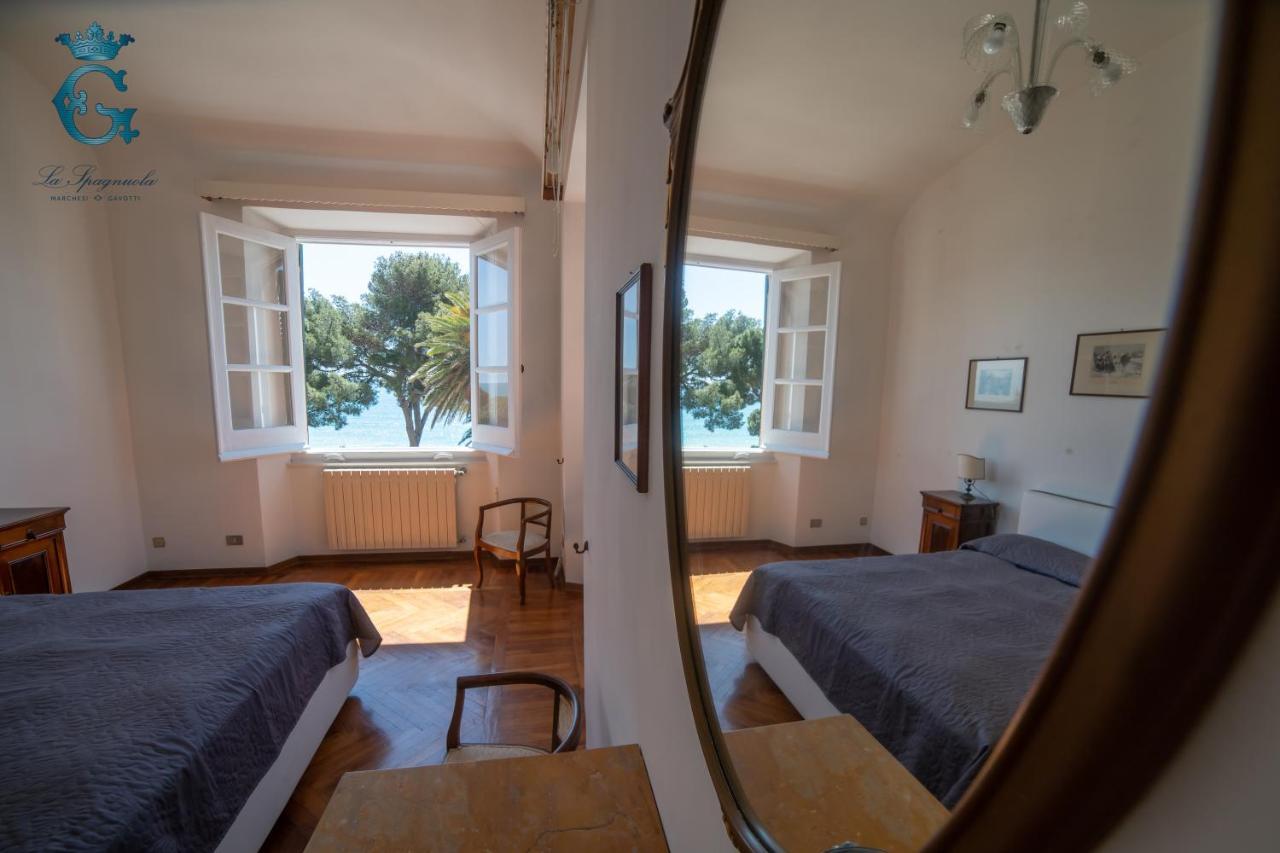 La Spagnuola - Villa Cinquecentesca Sul Mare Con Parco Privato 사보나 외부 사진